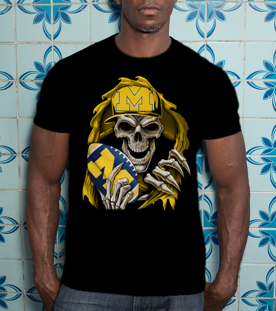 Skullbong Michigan Wolverines Skull Football Fan T-Shirt