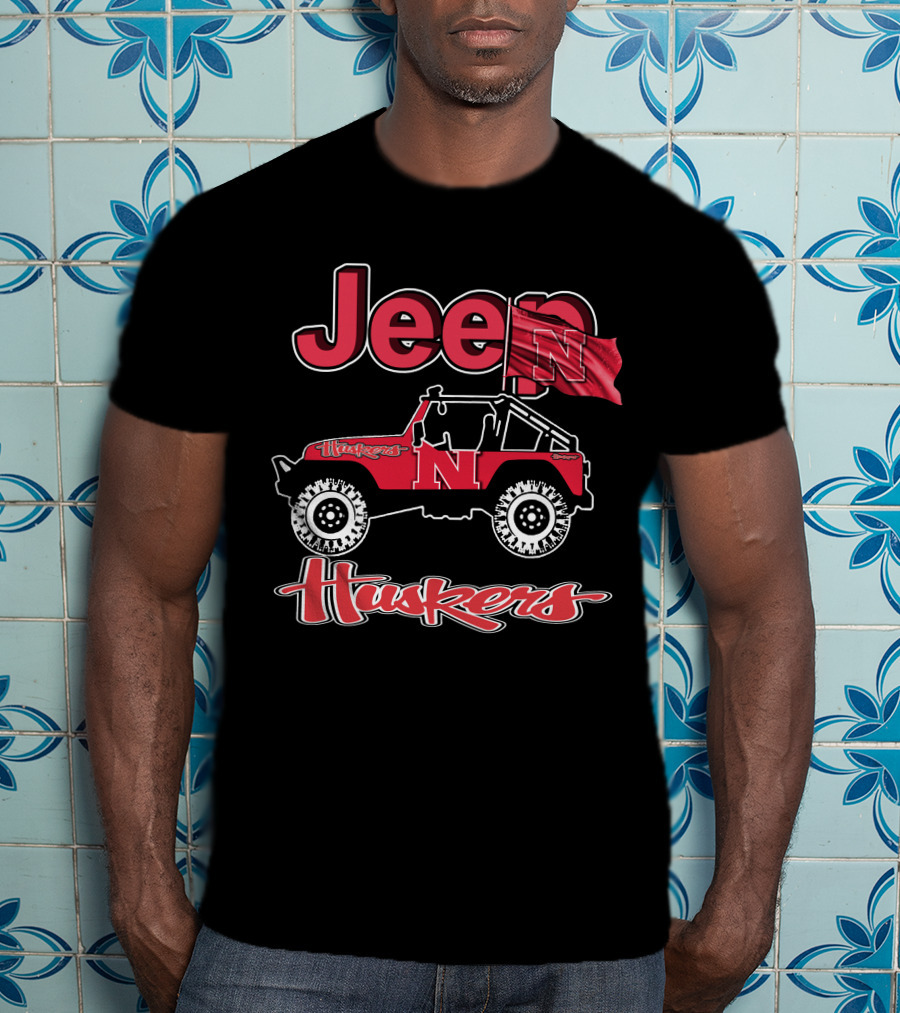 Jeep Nebraska Cornhuskers Husker Red N Flag T-Shirt