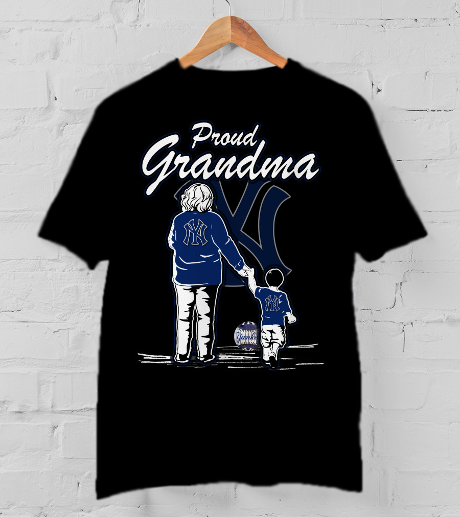 Proud Grandma New York Yankees Family T-Shirt