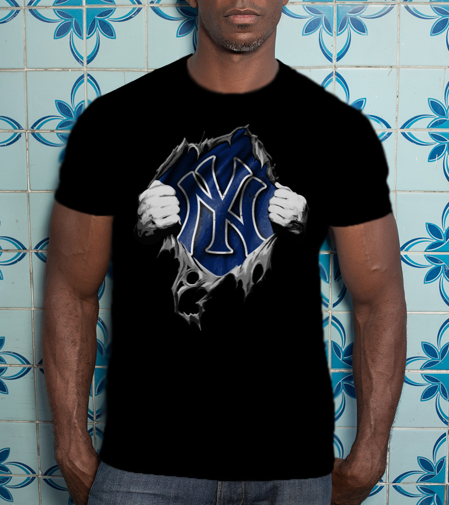 Ripped New York Yankees NY Logo With Hands T-Shirt