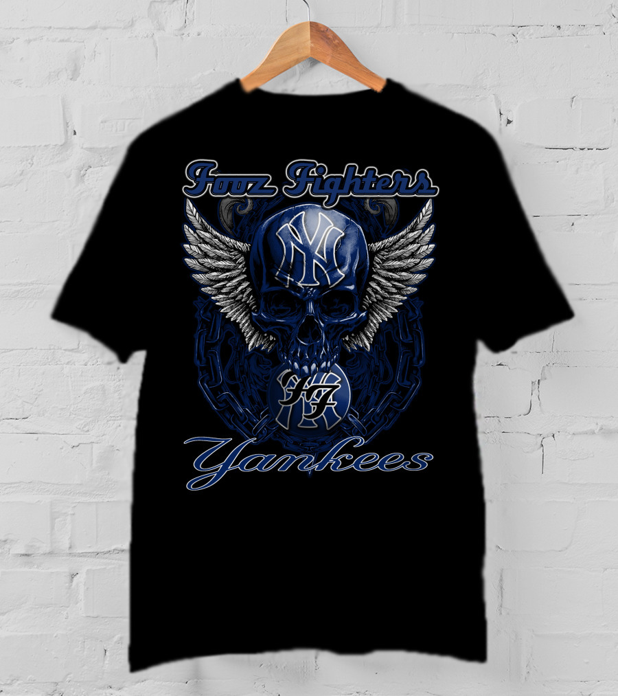 Fuzz Fighters New York Yankees Skull Wings T-Shirt