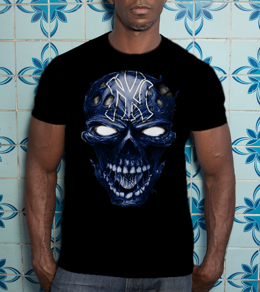 Skull New York Yankees Emblem With Grinning T-Shirt
