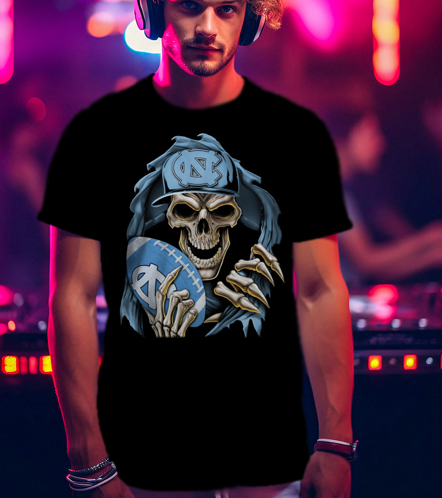 Skullbong North Carolina Tar Heels Skeleton Football Fan With Cap And Ball T-Shirt