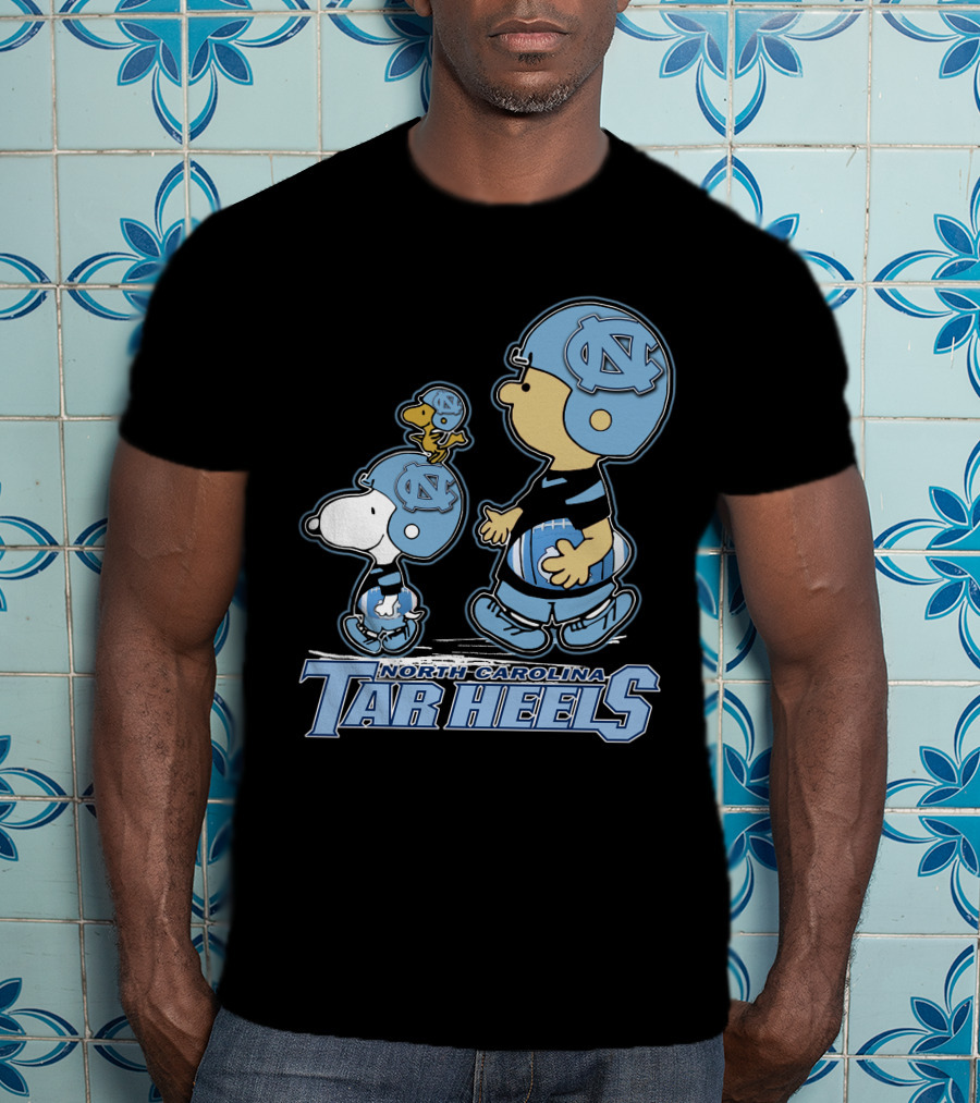 North Carolina Tar Heels Snoopy And Woodstock Football Team Fans T-Shirt