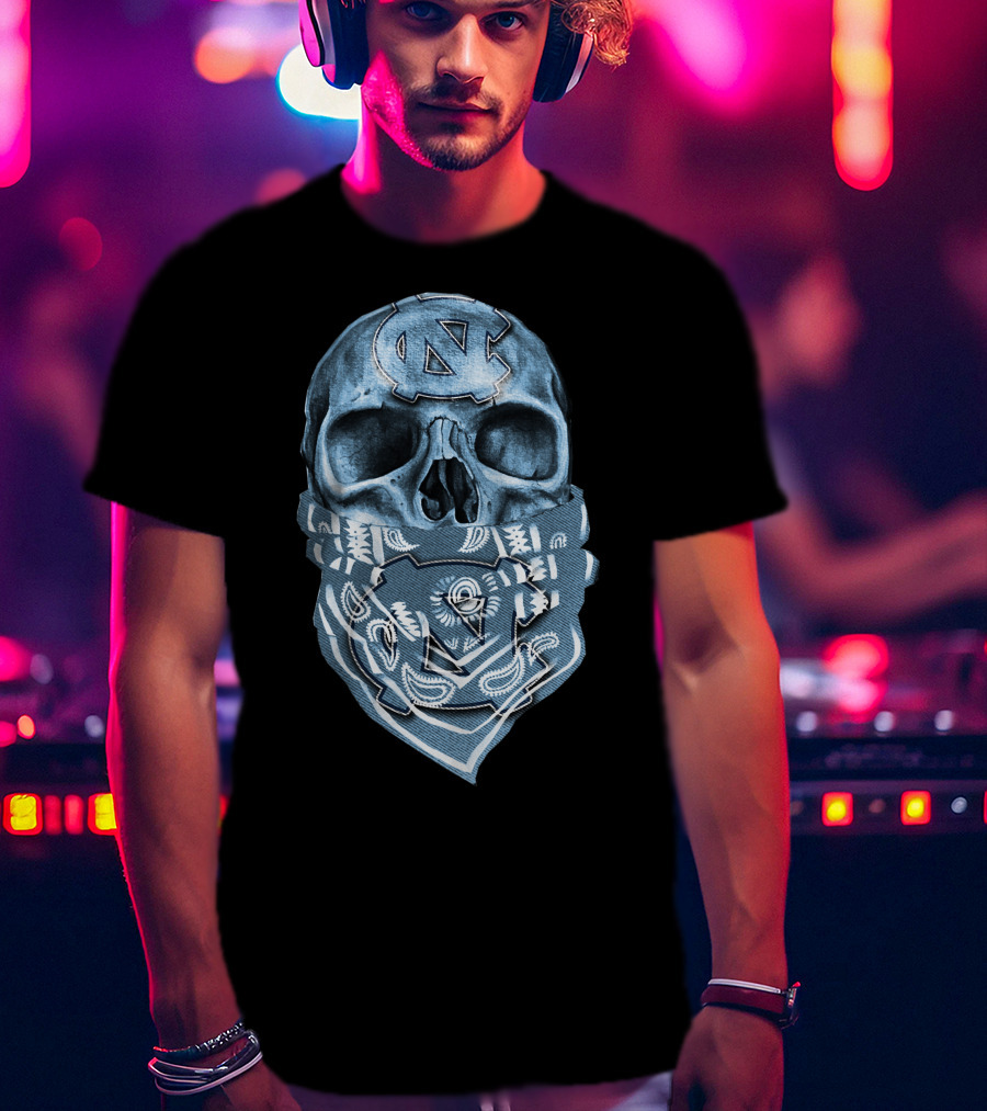 North Carolina Tar Heels Skull Bandana T-Shirt