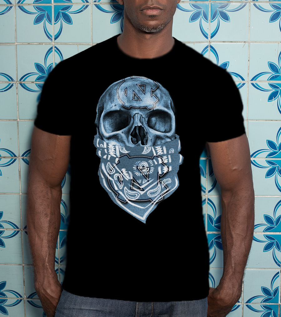 North Carolina Tar Heels Skull Bandana T-Shirt