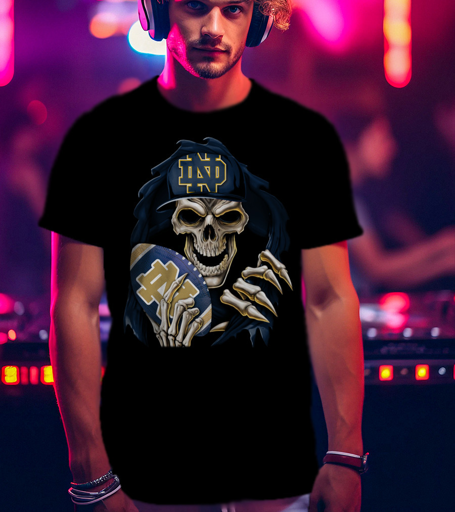 Notre Dame Fighting Irish Skull With Football Helmet T-Shirt