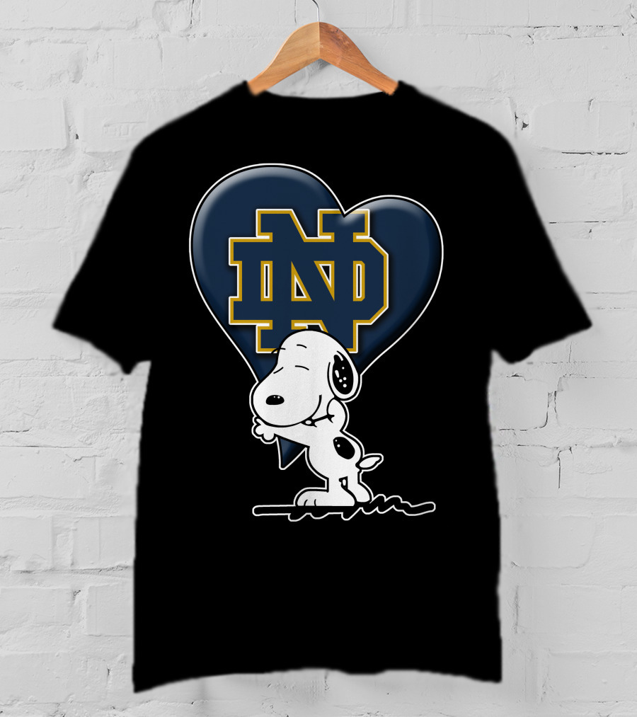 Snoopy Heart Hug Notre Dame Fighting Irish Nd T-Shirt