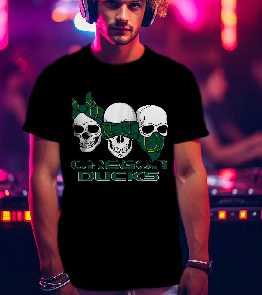3 Skull Oregon Ducks Bandana T-Shirt
