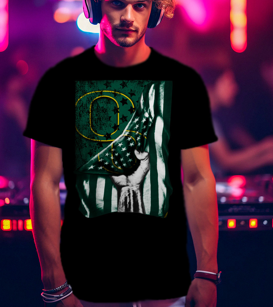 Oregon Ducks American Flag Fist And Stars T-Shirt