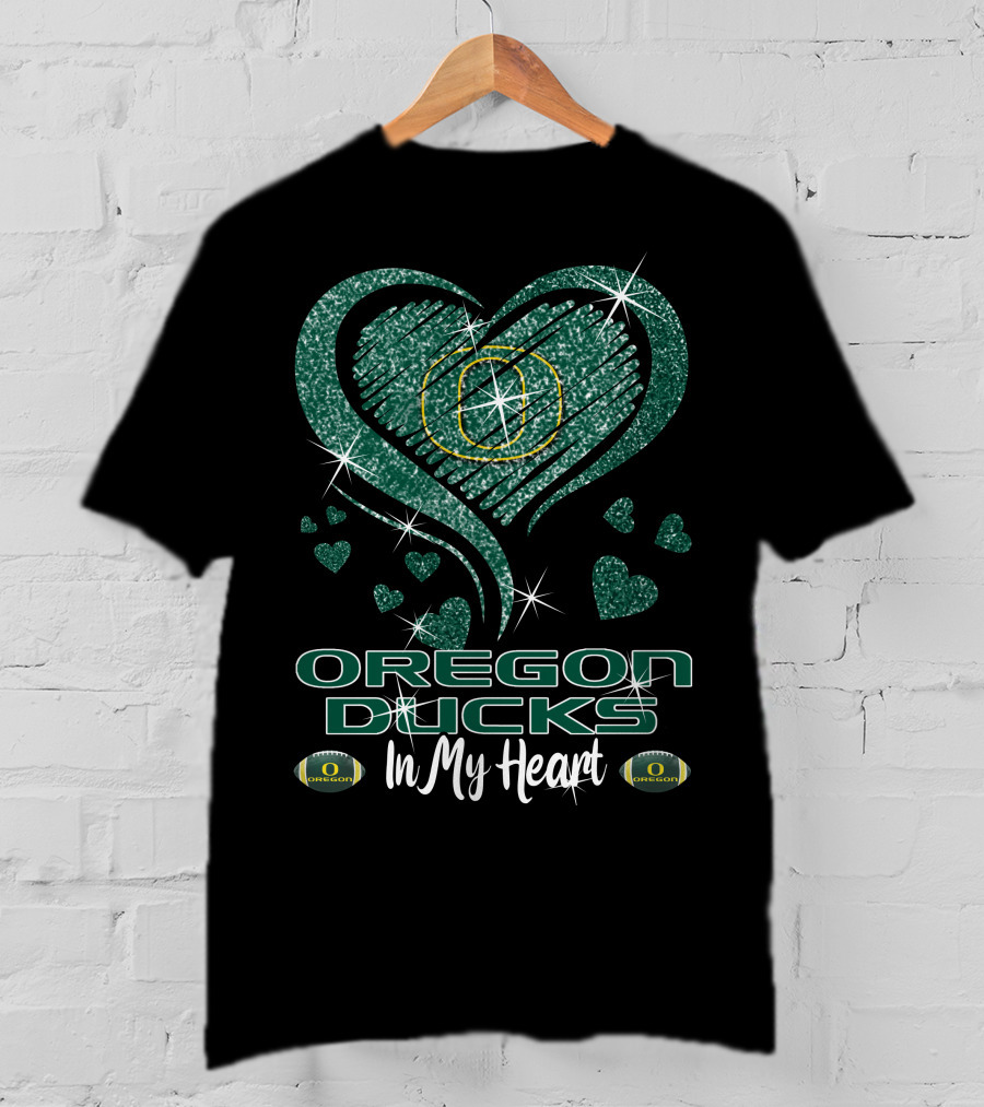 Oregon Ducks In My Heart Sparkling Green Hearts And Footballs T-Shirt