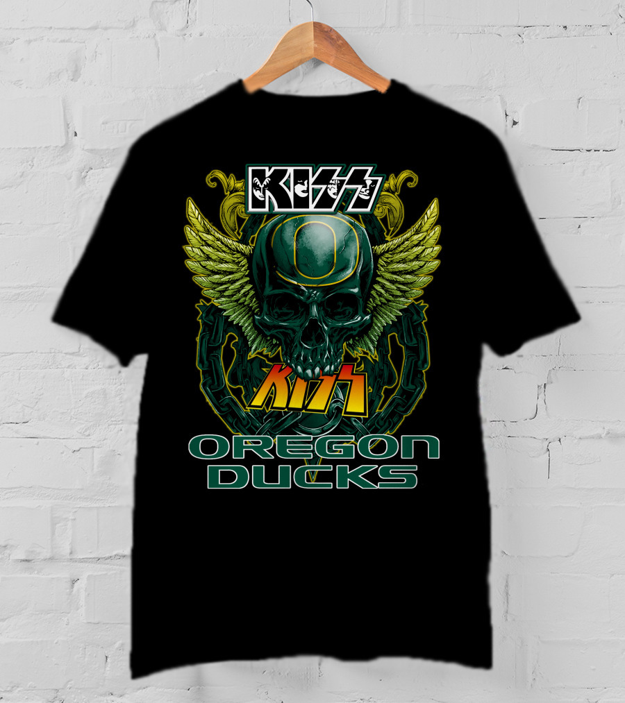 Kiss Oregon Ducks Skull Helmet Wings T-Shirt