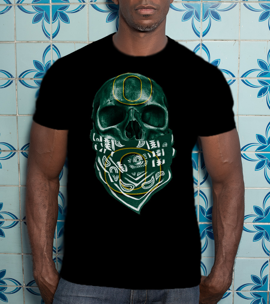 Skull With Oregon Ducks O Logo Bandana T-Shirt