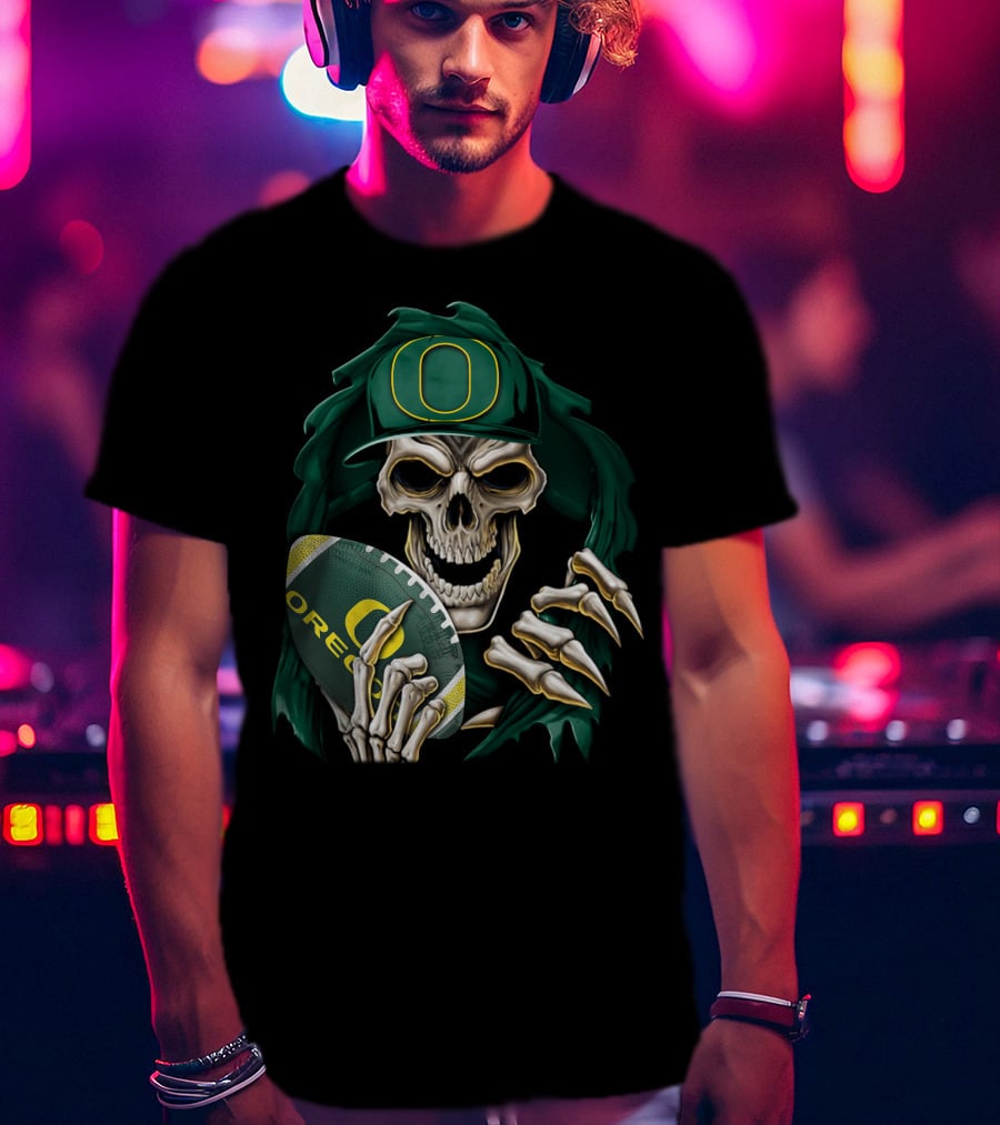 Skullbong Oregon Ducks Skeleton Holding Football T-Shirt