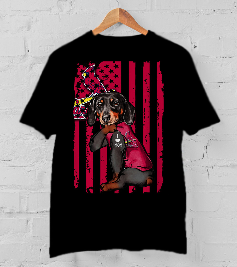 Dachshund St. Louis Cardinals I Love Mom T-Shirt