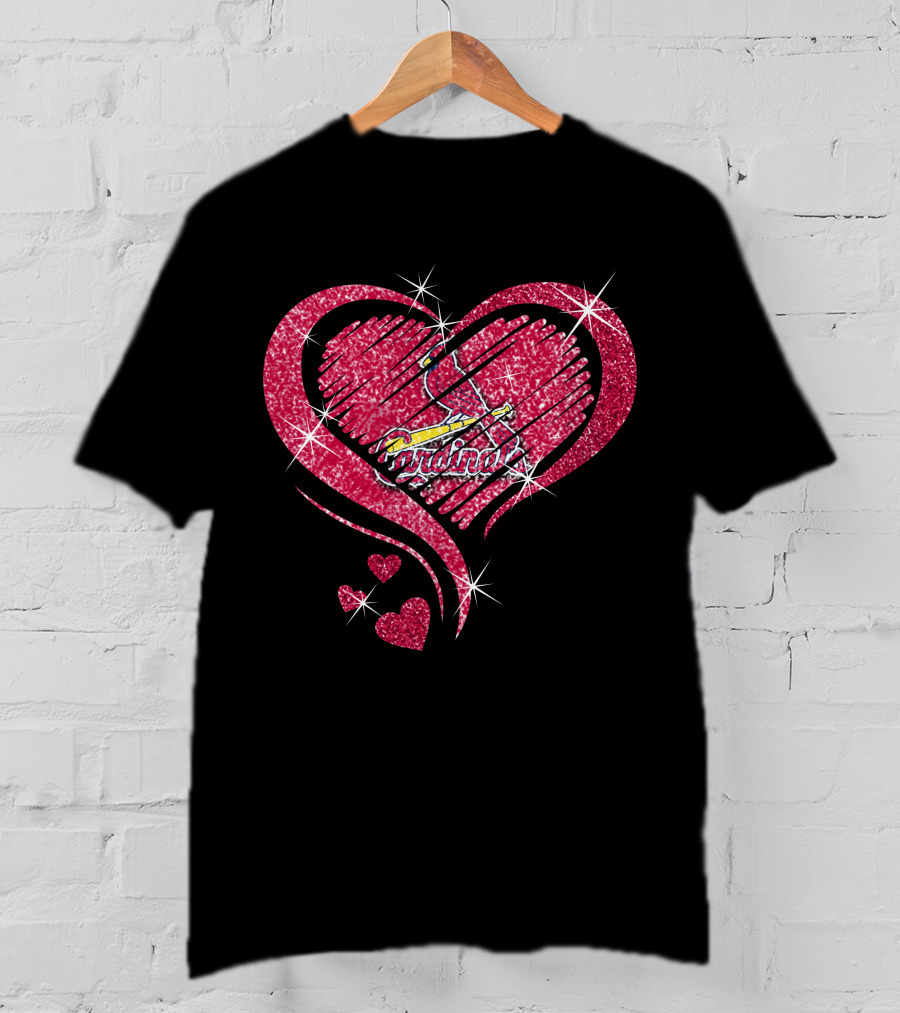 St. Louis Cardinals Heart Glitter Diamond Logo Sparkle T-Shirt