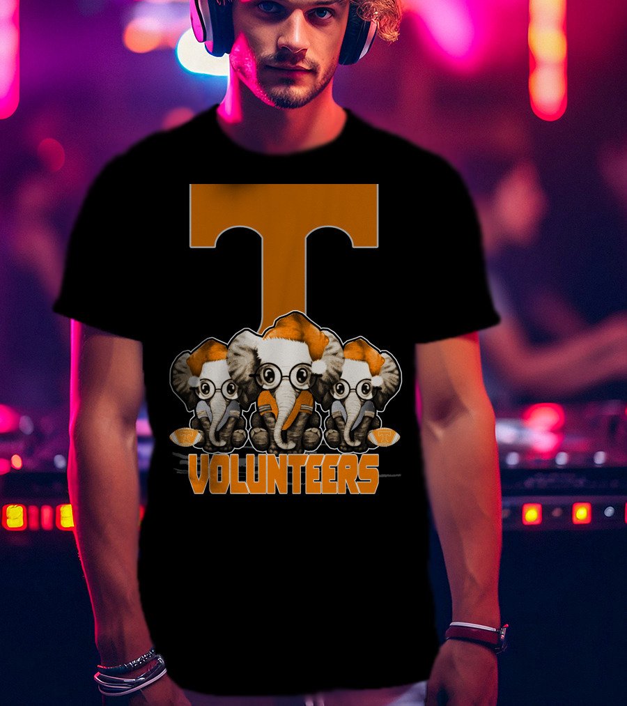 Three Elephants With Santa Hats Tennessee Volunteers T-Shirt