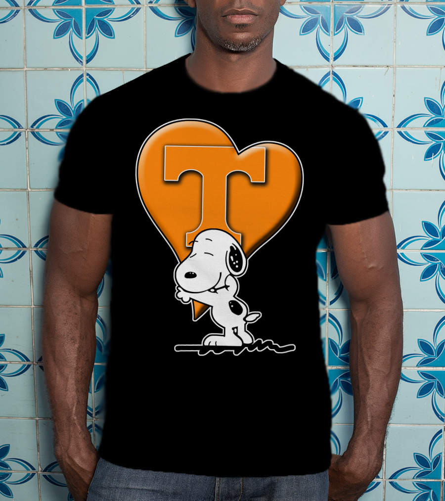 Snp V1 Tennessee Volunteers Snoopy Heart T-Shirt