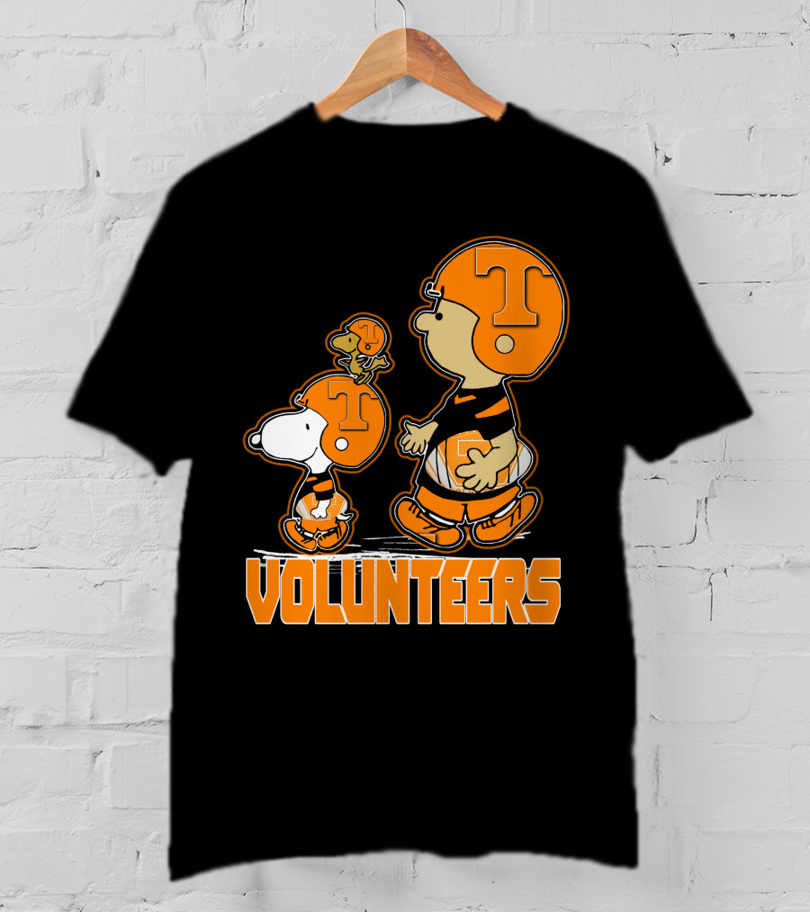 Snpfootball Tennessee Volunteers Peanuts Characters With Helmets T-Shirt