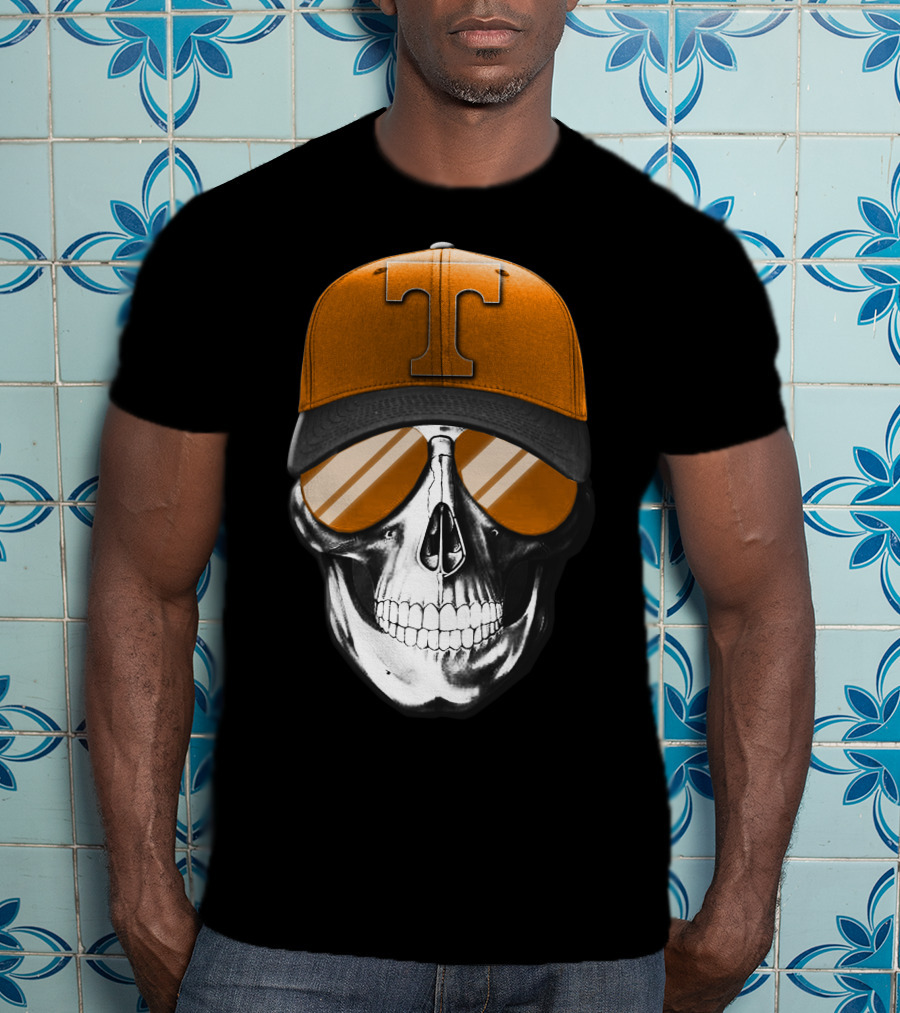 Tennessee Volunteers Skull With Orange Hat And Sunglasses T-Shirt
