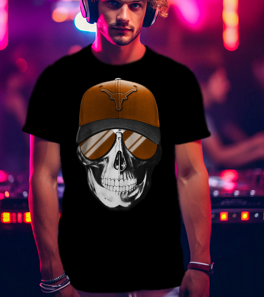 Skull With Texas Longhorns Cap And Sunglasses T-Shirt