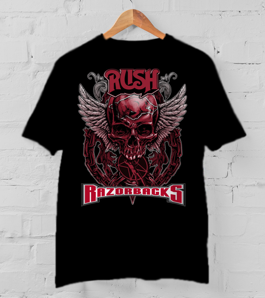 Rush Razorbacks Skull Wings Chain T-Shirt