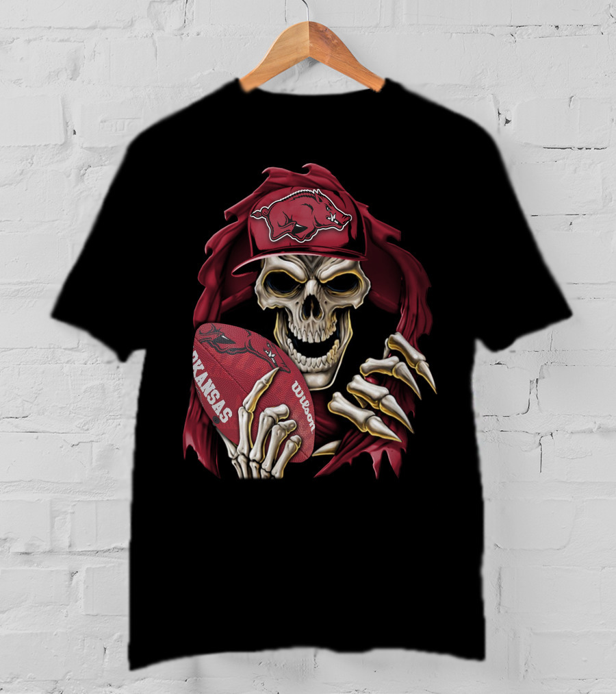 Skullbong Arkansas Razorbacks Skeleton Holding Football With Razorback Cap T-Shirt