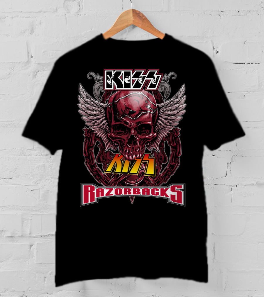 Kiss Razorbacks Winged Skull Chain T-Shirt