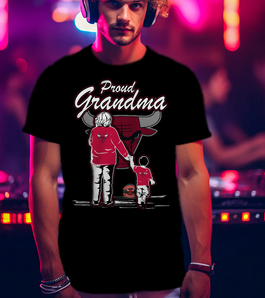 Proud Grandma Chicago Bulls Mom And Child Bulls T-Shirt