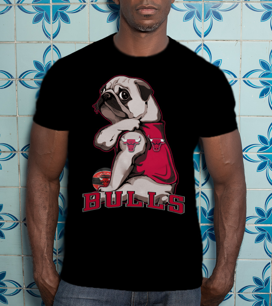 Pug Chicago Bulls Bulls T-Shirt