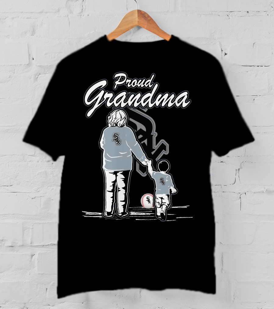 Proud Grandma Chicago White Sox T-Shirt