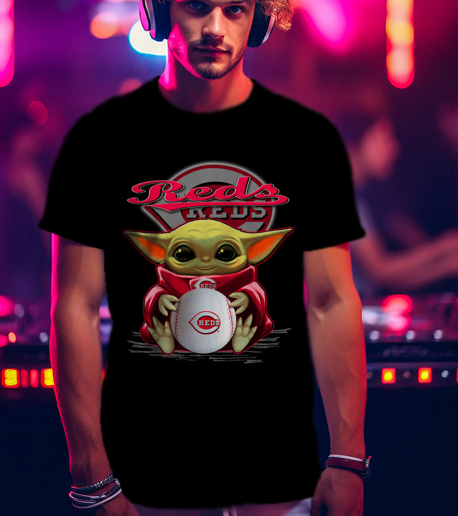 Cincinnati Reds Yoda Baseball Character T-Shirt