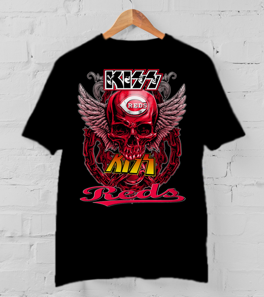 KISS Reds Cincinnati Skull Wings Chains T-Shirt