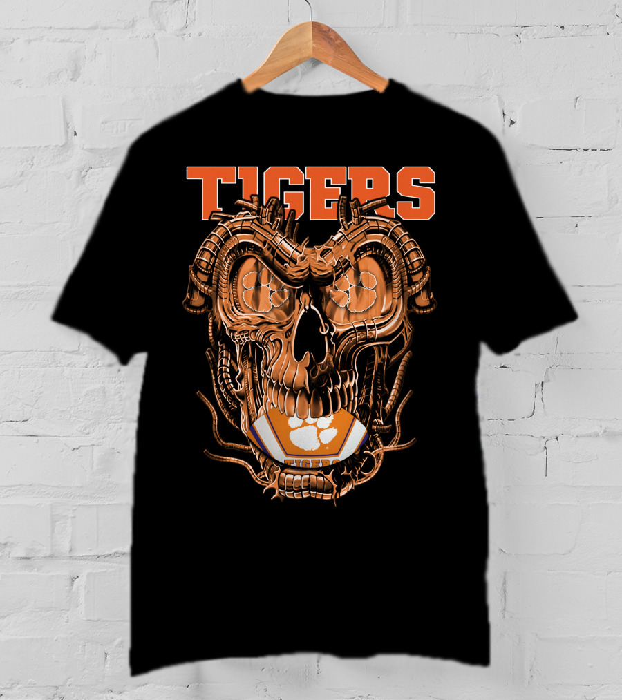Clemson Tigers Mechanical Dragonskull With Football Elements T-Shirt