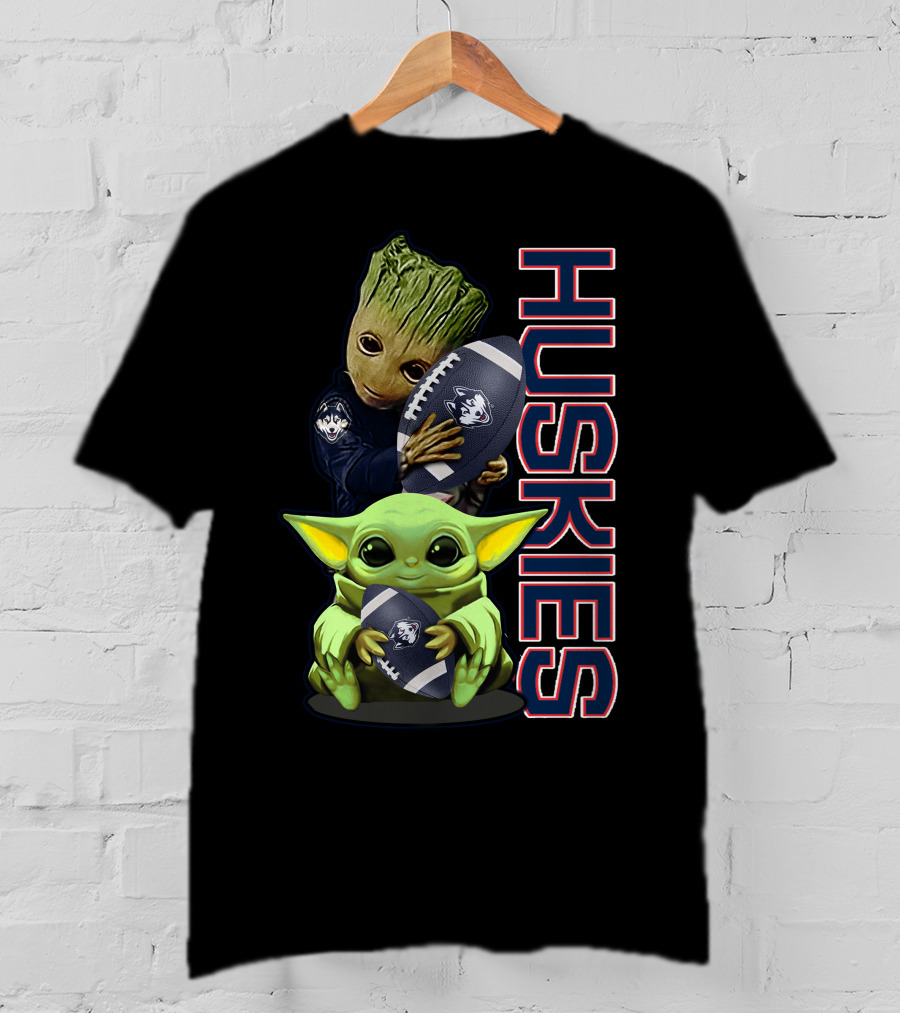 Grzd Connecticut Huskies Groot And Baby Yoda Football Team Spirit T-Shirt