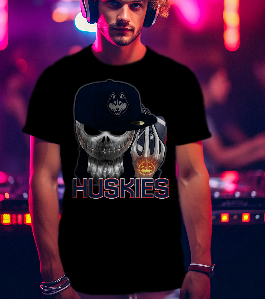 Jackskull Huskies Basketball Halloween Huskies T-Shirt