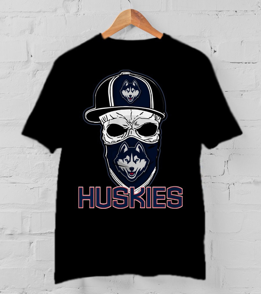 Huskies Skull Hat Connecticut Huskies T-Shirt