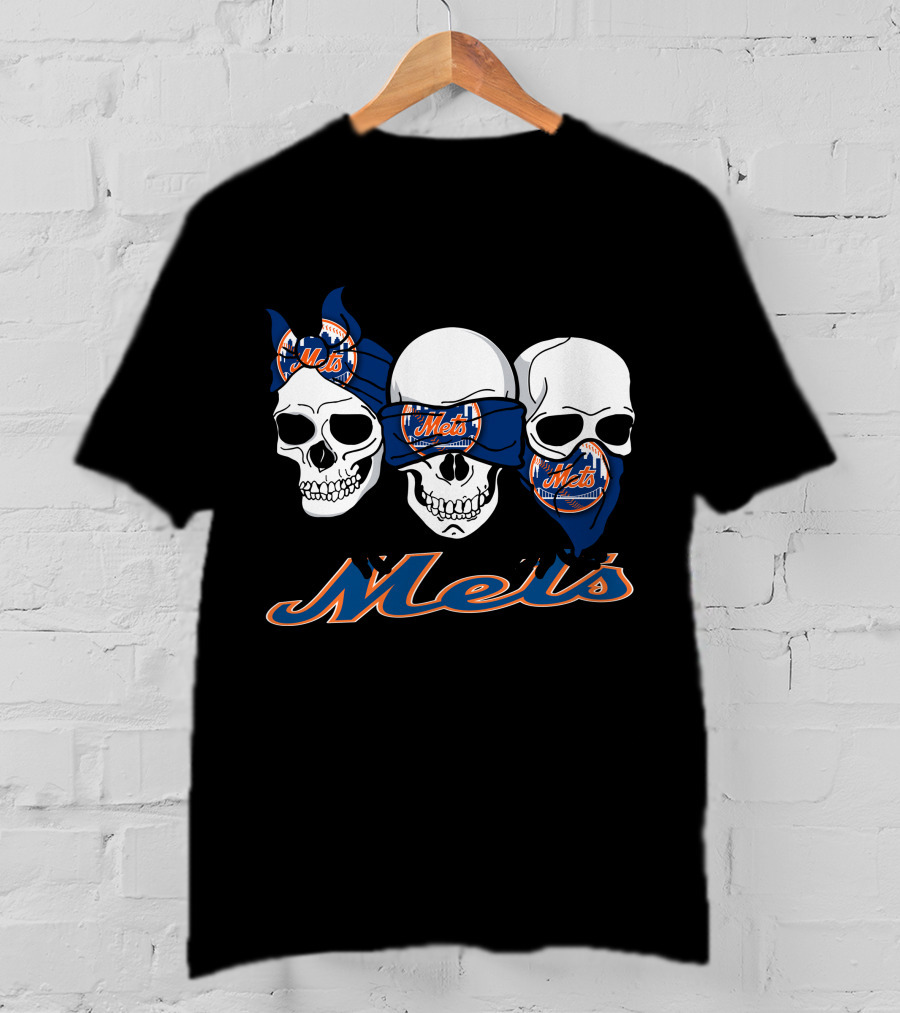 3 Skulls Mets Logo Bandanas T-Shirt
