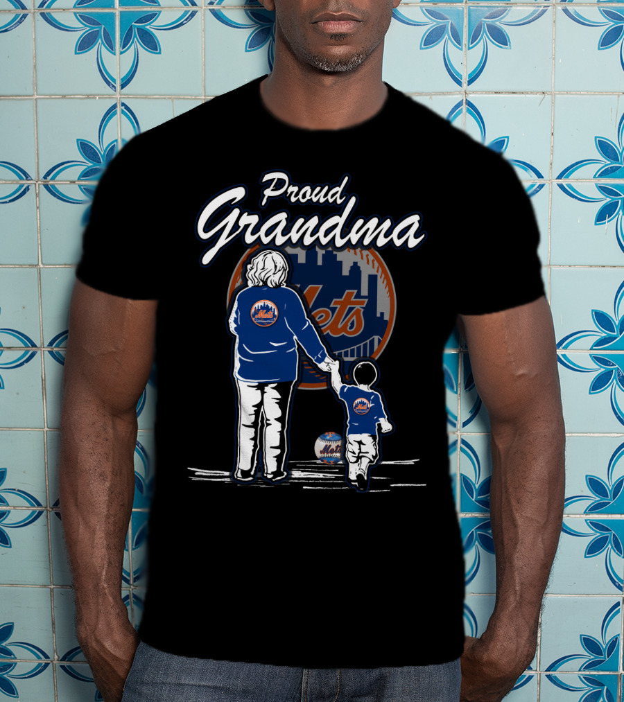 Proud Grandma New York Mets Family Skyline Baseball T-Shirt