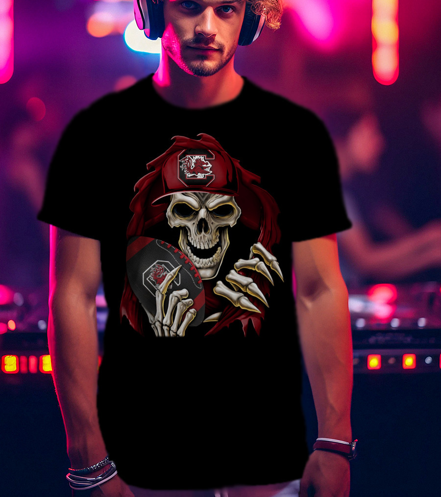 South Carolina Gamecocks Skull Holding Football T-Shirt