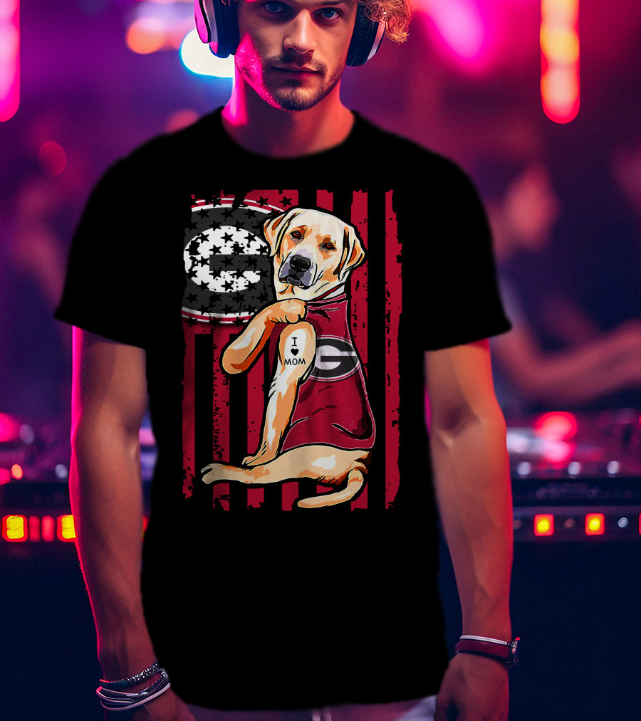 Labrador Retriever Wearing Georgia Bulldogs Vest With I Love Mom Patch T-Shirt