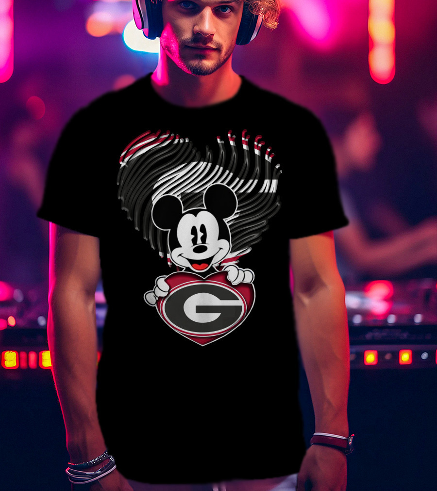 Mick Georgia Bulldogs Heart With G Logo And Black Red Stripes T-Shirt