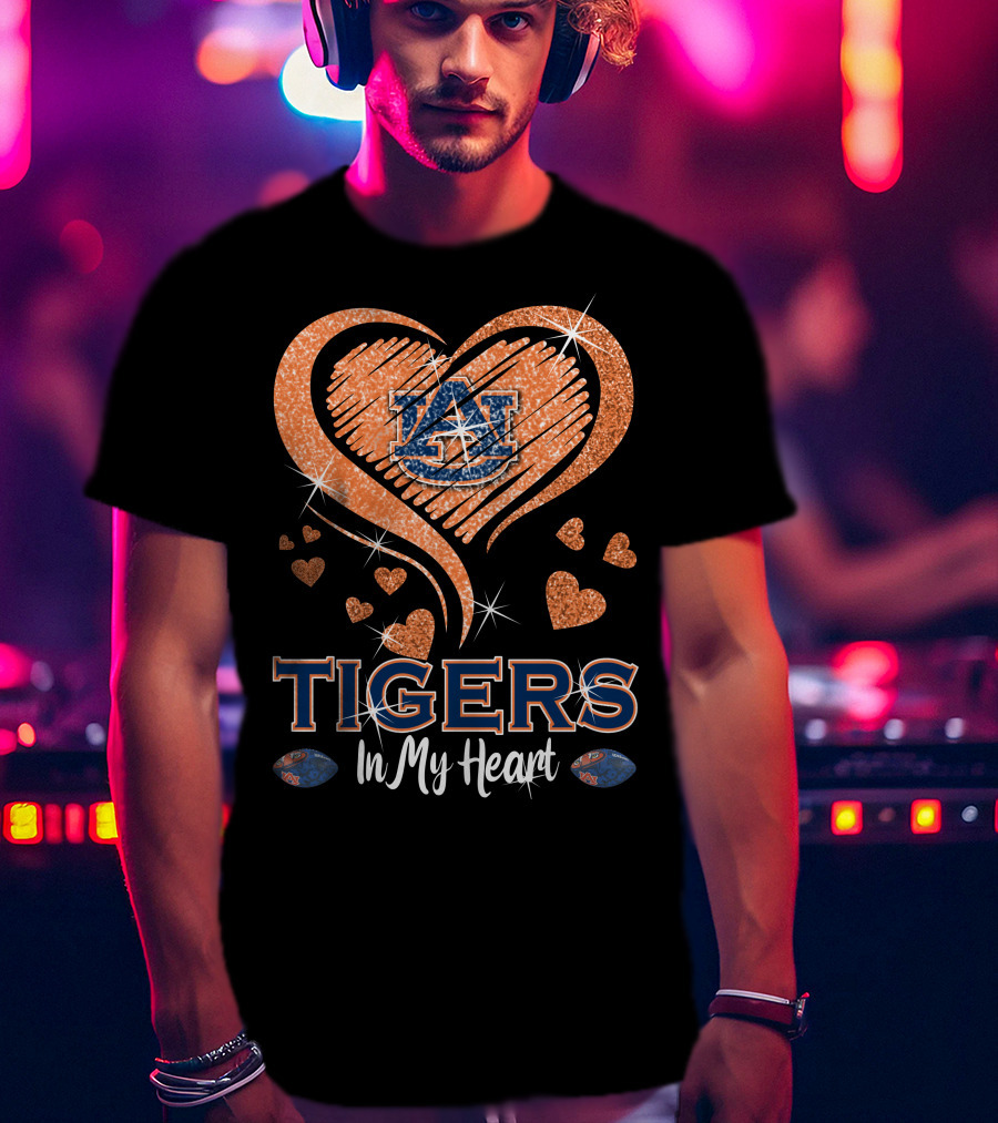 Tigers In My Heart Auburn University Logo With Glitter Hearts T-Shirt