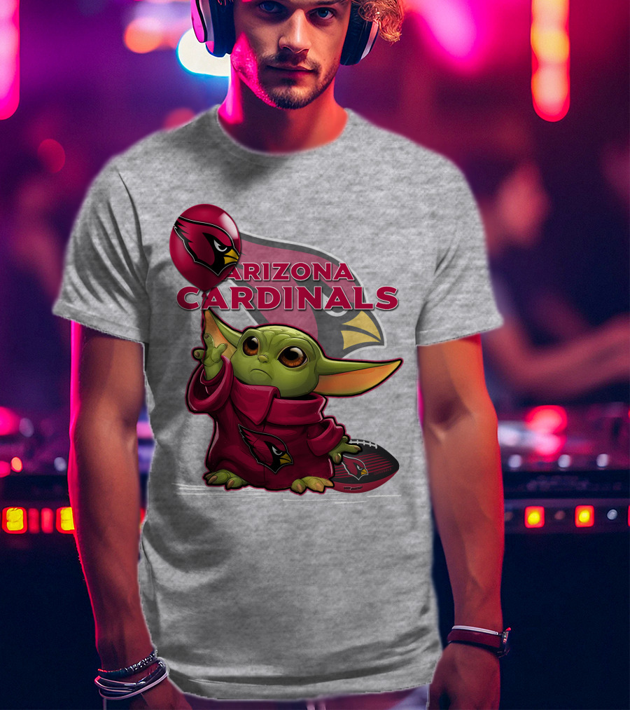 Yoda Holding Arizona Cardinals Balloon And Football With Team T-Shirt