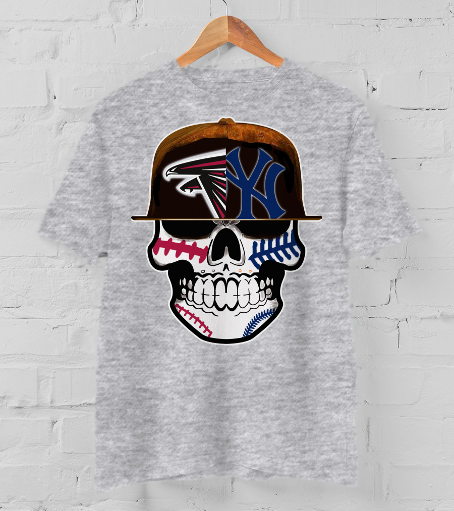 Atlanta Falcons New York Yankees Skull Baseball Football Fusion T-Shirt