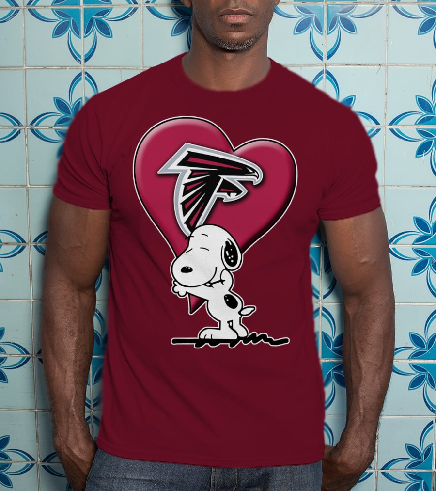 Snoopy Hugging Atlanta Falcons Heart T-Shirt