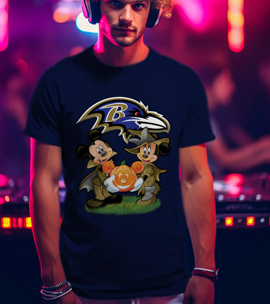 Baltimore Ravens Mickey And Minnie Halloween Pumpkin Ravens T-Shirt