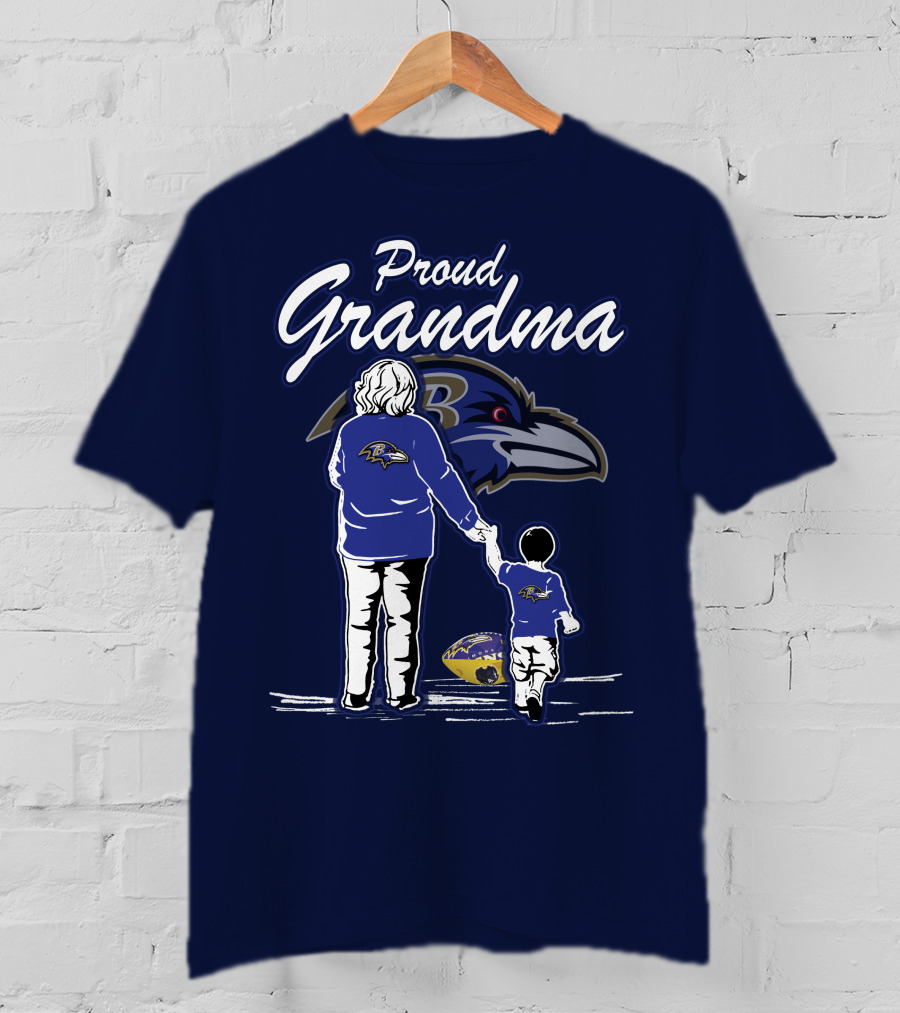 Proud Grandma Baltimore Ravens Family Fan Enthusiast With Child And Football T-Shirt