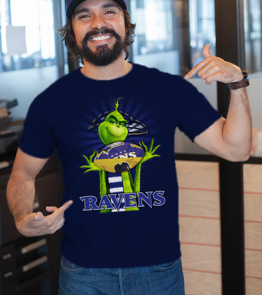 Grinch Holding Baltimore Ravens Football T-Shirt