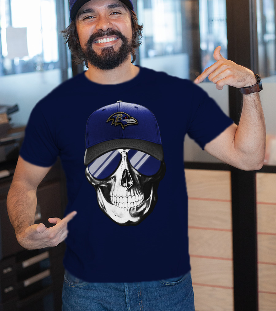 Skull With Baltimore Ravens Cap And Sunglasses T-Shirt